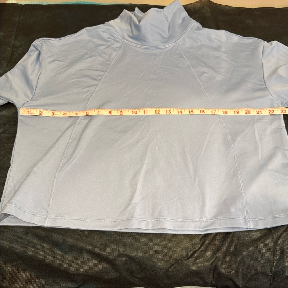 🔥Athleta Women's Light Blue Long Sleeve Top Size L NWOT🔥 - Picture 6 of 6